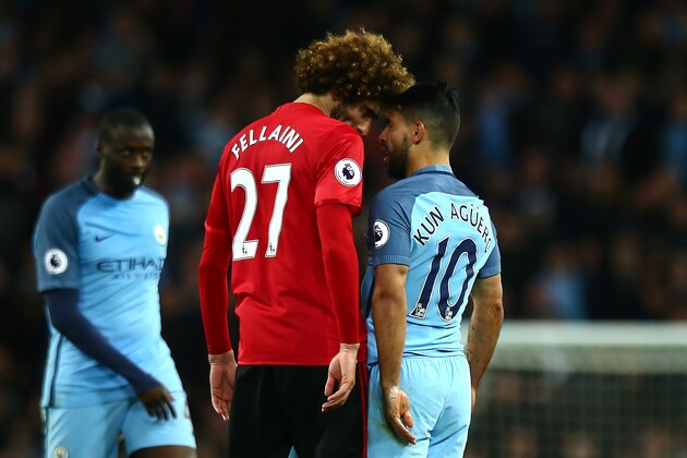 MANCHESTER, ENGLAND - APRIL 27:  Marouane Fellaini of Manchester United clashes heads with Sergio Aguero of Manchester City during the Premier League match between Manchester City and Manchester United at Etihad Stadium on April 27, 2017 in Manchester, England.  (Photo by Robbie Jay Barratt - AMA/Getty Images)