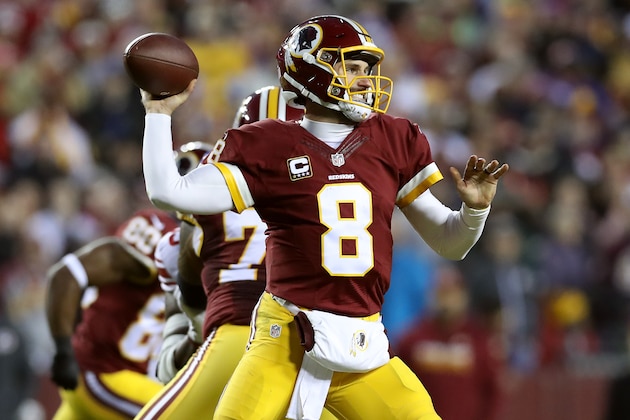 LANDOVER, MD - JANUARY 01: Quarterback Kirk Cousins #8 of the Washington Redskins passes the ball against the New York Giants in the second quarter at FedExField on January 1, 2017 in Landover, Maryland. (Photo by Rob Carr/Getty Images)
