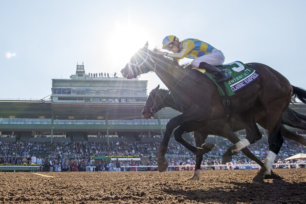 ARCADIA, CA - NOVEMBER 05: Classic Empire #5, ridden by Julien Leparoux, wins the Sentient Jet Breeders' Cup Juvenile during day two of the 2016 Breeders' Cup World Championships at Santa Anita Park on November 5, 2016 in Arcadia, California. (Photo by Alex Evers/Eclipse Sportswire/Breeders Cup)