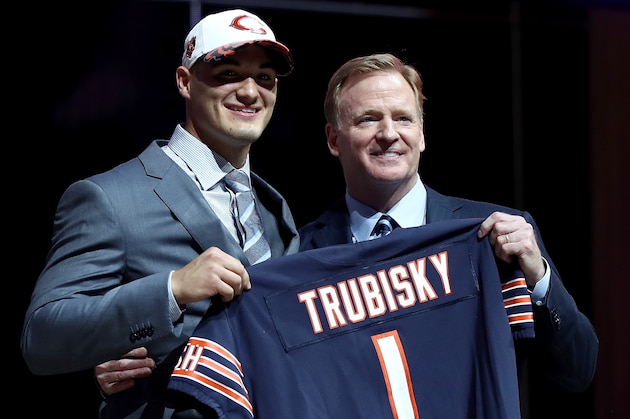PHILADELPHIA, PA - APRIL 27:  (L-R) Mitchell Trubisky of North Carolina poses with Commissioner of the National Football League Roger Goodell after being picked #2 overall by the Chicago Bears (from 49ers) during the first round of the 2017 NFL Draft at the Philadelphia Museum of Art on April 27, 2017 in Philadelphia, Pennsylvania.  (Photo by Elsa/Getty Images)