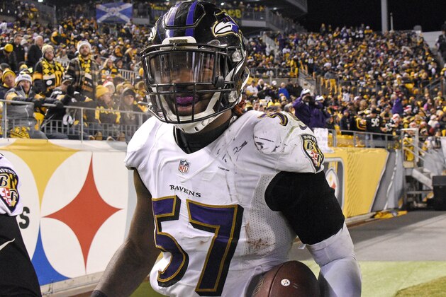 Baltimore Ravens inside linebacker C.J. Mosley (57) celebrates after intercepting a pass from Pittsburgh Steelers quarterback Ben Roethlisberger (7) during the second half of an NFL football game in Pittsburgh, Sunday, Dec. 25, 2016. (AP Photo/Don Wright)