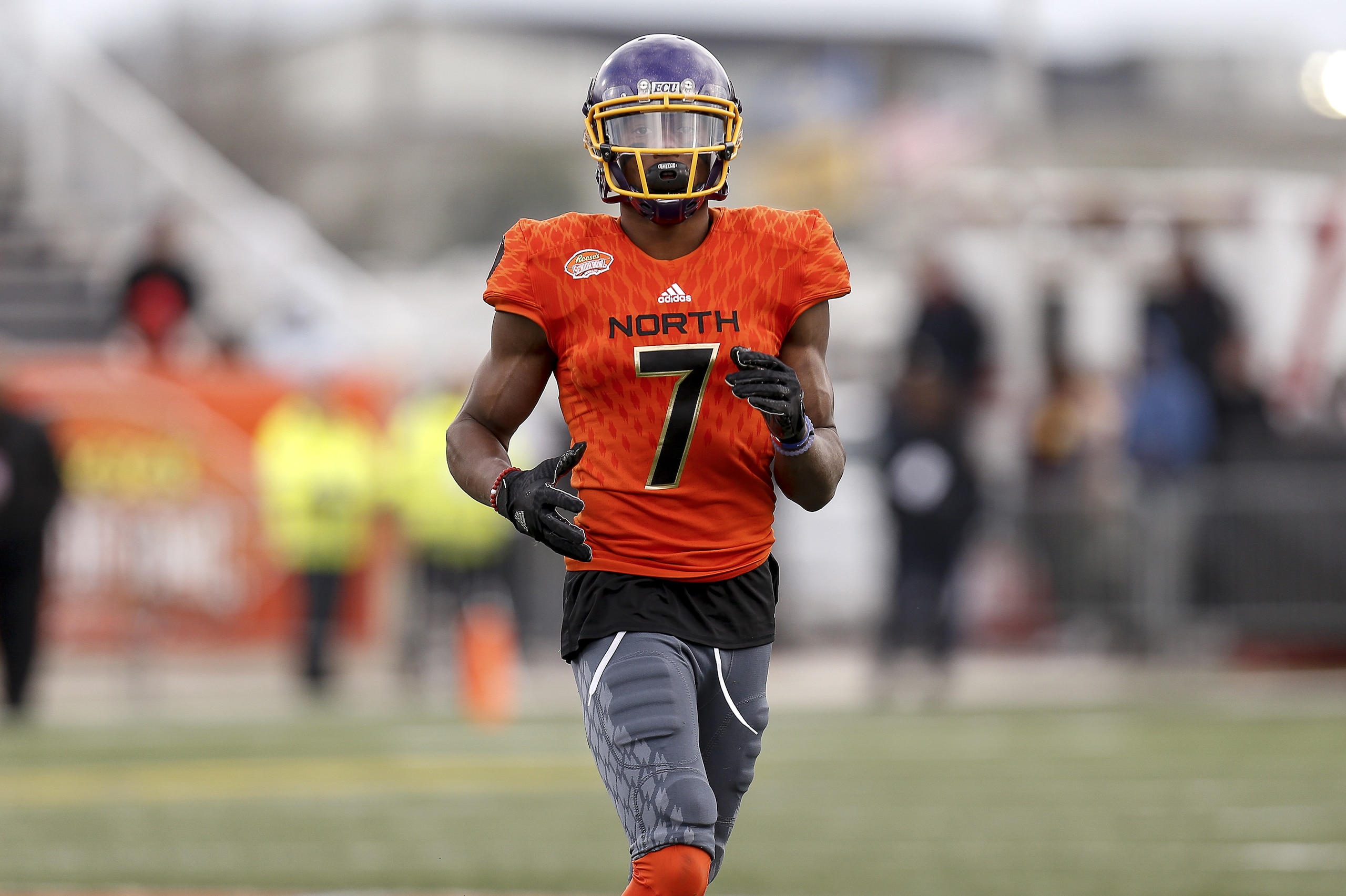MOBILE, AL - JANUARY 28: Eastern Carolina Wide Receiver Zay Jones #7 of the North Team during the 2017 Resse's Senior Bowl at Ladd-Peebles Stadium on January 28, 2017 in Mobile, Alabama. The South defeated the North 16-15. (Photo by Don Juan Moore/Getty Images)