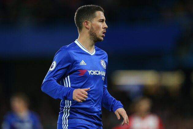 LONDON, ENGLAND - APRIL 25: Eden Hazard of Chelsea during the Premier League match between Chelsea and Southampton at Stamford Bridge on April 25, 2017 in London, England. (Photo by Catherine Ivill - AMA/Getty Images)