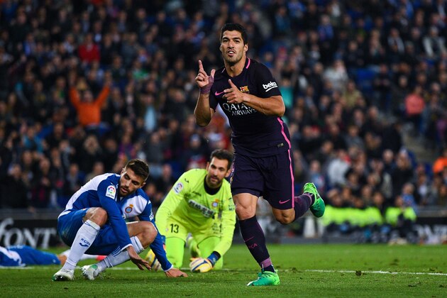 BARCELONA, SPAIN - APRIL 29:  Luis Suarez of FC Barcelona celebrates after scoring his team's third goal during the La Liga match between RCD Espanyol and FC Barcelona at the RCDE Stadium on April 29, 2017 in Barcelona, Spaain.  (Photo by David Ramos/Getty Images)