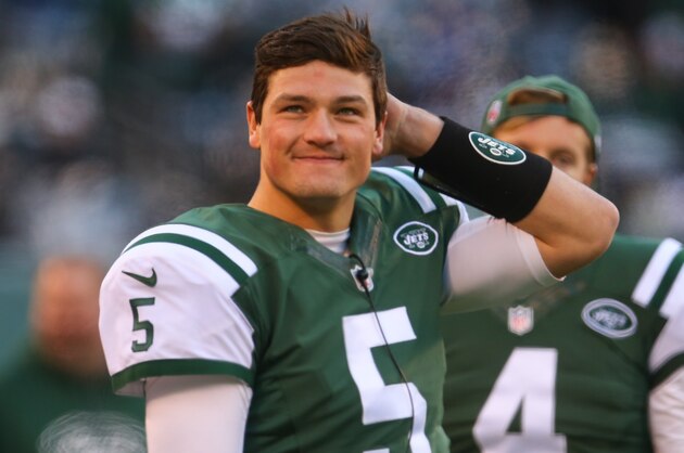 EAST RUTHERFORD, NJ - JANUARY 01:  Christian Hackenberg #5 of the New York Jets watches from the sidelines during the second half of their game against the Buffalo Bills at MetLife Stadium on January 1, 2017 in East Rutherford, New Jersey. (Photo by Ed Mulholland/Getty Images)