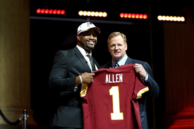 PHILADELPHIA, PA - APRIL 27:  (L-R) Jonathan Allen of Alabama poses with Commissioner of the National Football League Roger Goodell after being picked #17 overall by the Washington Redskins during the first round of the 2017 NFL Draft at the Philadelphia Museum of Art on April 27, 2017 in Philadelphia, Pennsylvania.  (Photo by Elsa/Getty Images)