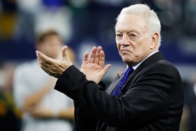 ARLINGTON, TX - JANUARY 15:  Dallas Cowboys owner Jerry Jones applauds during warm ups before the NFC Divisional Playoff Game against the Green Bay Packers at AT&T Stadium on January 15, 2017 in Arlington, Texas. (Photo by Joe Robbins/Getty Images)