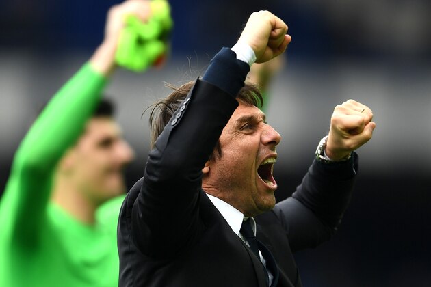 LIVERPOOL, ENGLAND - APRIL 30:  Antonio Conte, Manager of Chelsea celebrates after the Premier League match between Everton and Chelsea at Goodison Park on April 30, 2017 in Liverpool, England.  (Photo by Laurence Griffiths/Getty Images)