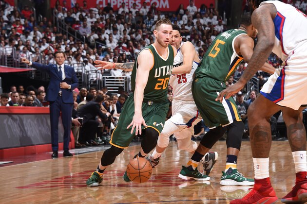 LOS ANGELES, CA - APRIL 30:  Gordon Hayward #20 of the Utah Jazz drives to the basket against the LA Clippers during Game Seven of the Western Conference Quarterfinals of the 2017 NBA Playoffs on April 30, 2017 at STAPLES Center in Los Angeles, California. NOTE TO USER: User expressly acknowledges and agrees that, by downloading and/or using this photograph, user is consenting to the terms and conditions of the Getty Images License Agreement. Mandatory Copyright Notice: Copyright 2017 NBAE (Photo by Andrew D. Bernstein/NBAE via Getty Images)