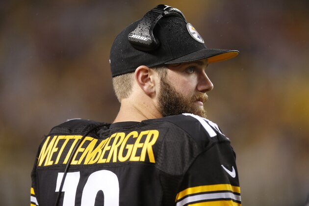 Pittsburgh Steelers quarterback Zach Mettenberger (18) stands on the sidelines during the second half of an NFL football game against the Kansas City Chiefs in Pittsburgh, Sunday, Oct. 2, 2016. (AP Photo/Jared Wickerham)