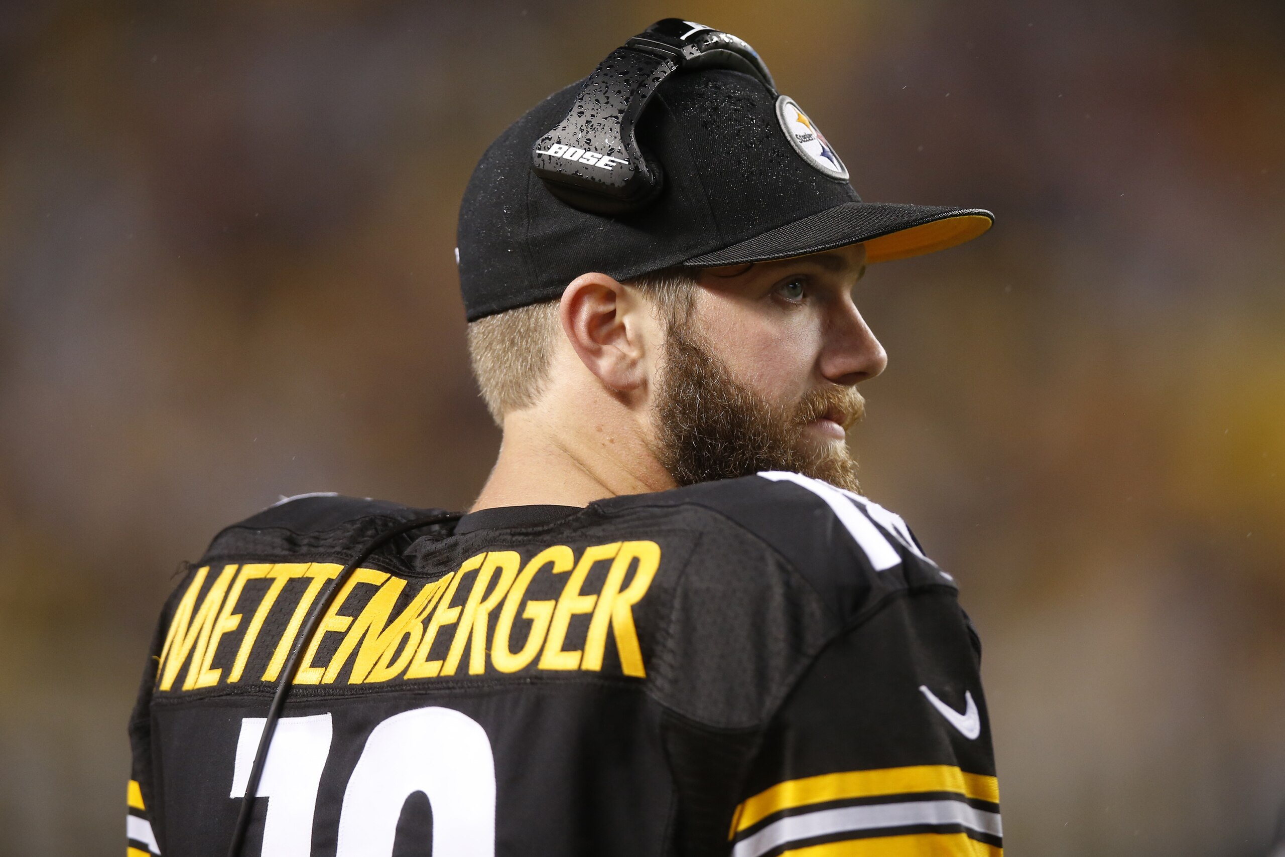 Pittsburgh Steelers quarterback Zach Mettenberger (18) stands on the sidelines during the second half of an NFL football game against the Kansas City Chiefs in Pittsburgh, Sunday, Oct. 2, 2016. (AP Photo/Jared Wickerham)