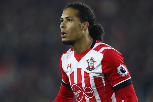SOUTHAMPTON, ENGLAND - DECEMBER 28:  Virgil van Dijk of Southampton looks on during the Premier League match between Southampton and Tottenham Hotspur at St Mary's Stadium on December 28, 2016 in Southampton, England.  (Photo by Julian Finney/Getty Images)