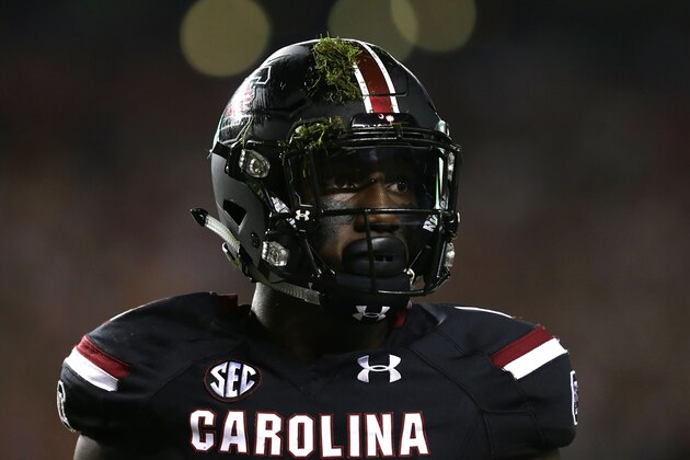 COLUMBIA, SC - OCTOBER 29:  Deebo Samuel #1 of the South Carolina Gamecocks watches on from the field against the Tennessee Volunteers during their game at Williams-Brice Stadium on October 29, 2016 in Columbia, South Carolina.  (Photo by Tyler Lecka/Getty Images)