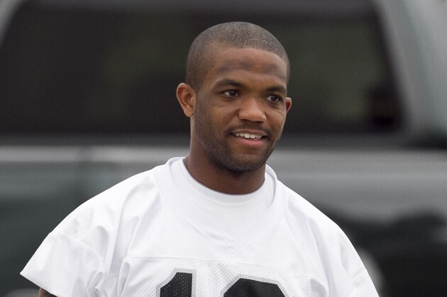 FILE-This Wednesday, Sept . 1, 2010 file photo shows Maurice Clarett walking off the field following team practice with the United Football League's Omaha Nighthawks in Omaha, Neb. Clarett, a former Ohio State football star, will talk about his life experiences after getting out of prison at the upcoming Hope Conference at Youngstown State University. (AP Photo/Nati Harnik, File)