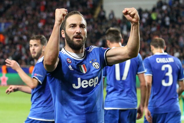 MONACO, MONACO - MAY 3: Gonzalo Higuain of Juventus celebrates his first goal during the UEFA Champions League semi final first leg match between AS Monaco and Juventus Turin at Stade Louis II on May 3, 2017 in Monaco, Monaco. (Photo by Jean Catuffe/Getty Images)