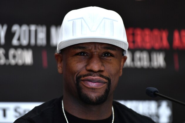 LONDON, ENGLAND - MARCH 07:  Floyd Mayweather JR speaks during a Frank Warren and Floyd Mayweather JR Press Conference at The Savoy Hotel on March 7, 2017 in London, England.  (Photo by Dan Mullan/Getty Images)