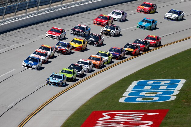 TALLADEGA, AL - MAY 07: Ricky Stenhouse Jr., driver of the #17 Fifth Third Bank Ford, and Dale Earnhardt Jr., driver of the #88 Nationwide Chevrolet, lead the field at the start of the Monster Energy NASCAR Cup Series GEICO 500 at Talladega Superspeedway on May 7, 2017 in Talladega, Alabama.  (Photo by Brian Lawdermilk/Getty Images)