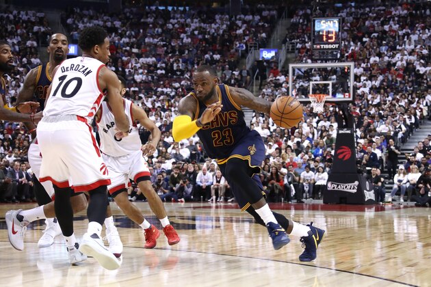TORONTO, CANADA - MAY 7: LeBron James #23 of the Cleveland Cavaliers drives to the basket during the game against the Toronto Raptors in Game Four of the Eastern Conference Semifinals during the 2017 NBA Playoffs on May 7, 2017 at the Air Canada Centre in Toronto, Ontario, Canada.  NOTE TO USER: User expressly acknowledges and agrees that, by downloading and or using this Photograph, user is consenting to the terms and conditions of the Getty Images License Agreement.  Mandatory Copyright Notice: Copyright 2017 NBAE (Photo by Nathaniel S. Butler/NBAE via Getty Images)