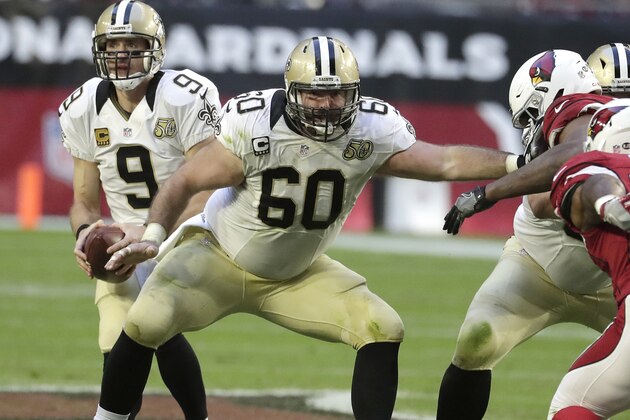 New Orleans Saints center Max Unger (60) during the first half of an NFL football game against the Arizona Cardinals, Sunday, Dec. 18, 2016, in Glendale, Ariz. (AP Photo/Rick Scuteri)