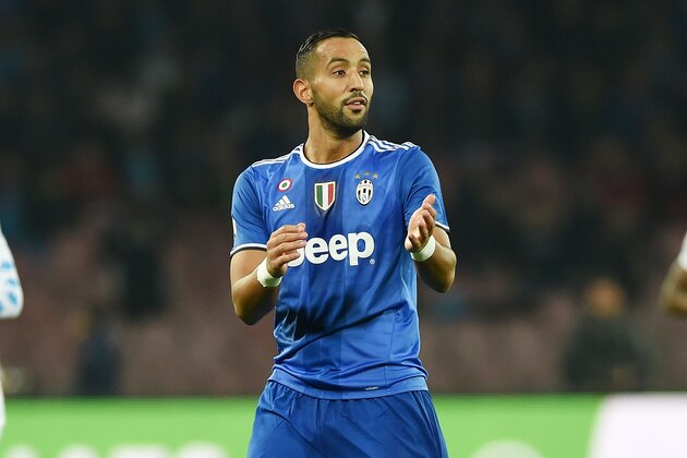 NAPLES, ITALY - APRIL 05:  Medhi Benatia of Juventus FC in action during the TIM Cup match between SSC Napoli and Juventus FC at Stadio San Paolo on April 5, 2017 in Naples, Italy.  (Photo by Francesco Pecoraro/Getty Images)