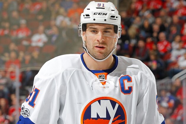 NEWARK, NJ - FEBRUARY 18:  John Tavares #91 of the New York Islanders in action against the New Jersey Devils on February 18, 2017 at Prudential Center in Newark, New Jersey. The Devils defeated the Islanders 3-2.  (Photo by Jim McIsaac/Getty Images)
