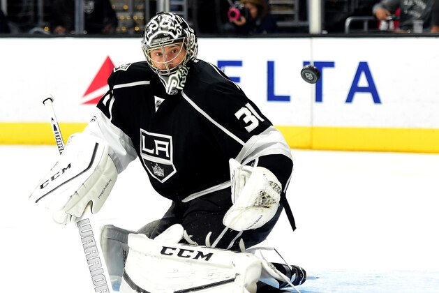 LOS ANGELES, CA - MARCH 23:  Ben Bishop #31 of the Los Angeles Kings makes a save on a shot from the Winnipeg Jets during the third period of a 5-2 Kings win at Staples Center on March 23, 2017 in Los Angeles, California.  (Photo by Harry How/Getty Images)