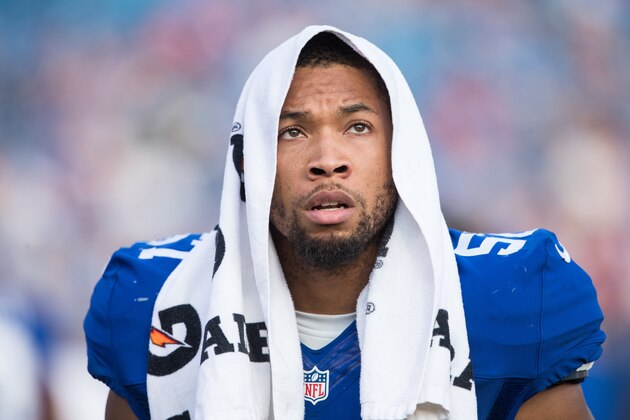 ORCHARD PARK, NY - AUGUST 20:  Keenan Robinson #57 of the New York Giants watches game action during the game against the Buffalo Bills on August 20, 2016 at New Era Field in Orchard Park, New York. Buffalo defeats New York 21-0.  (Photo by Brett Carlsen/Getty Images)