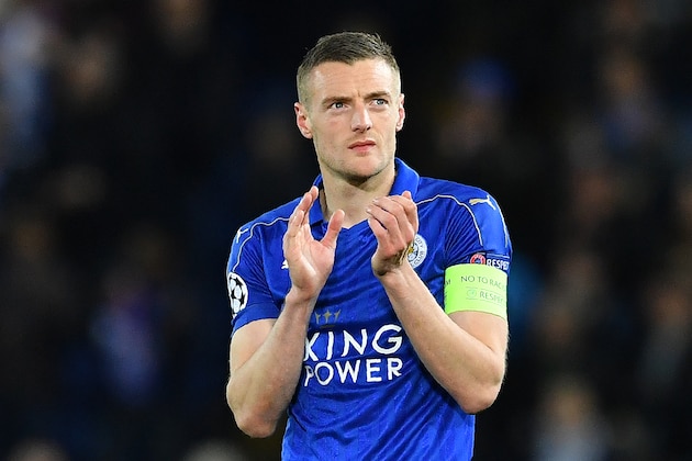 Leicester City's English striker Jamie Vardy applauds the fans following the UEFA Champions League quarter-final second leg football match between Leicester City and Club Atletico de Madrid at the King Power stadium in Leicester on April 18, 2017.
The match ended in a draw at 1-1, with Atletico Madrid winning on aggregate at 2-1. / AFP PHOTO / Ben STANSALL        (Photo credit should read BEN STANSALL/AFP/Getty Images)
