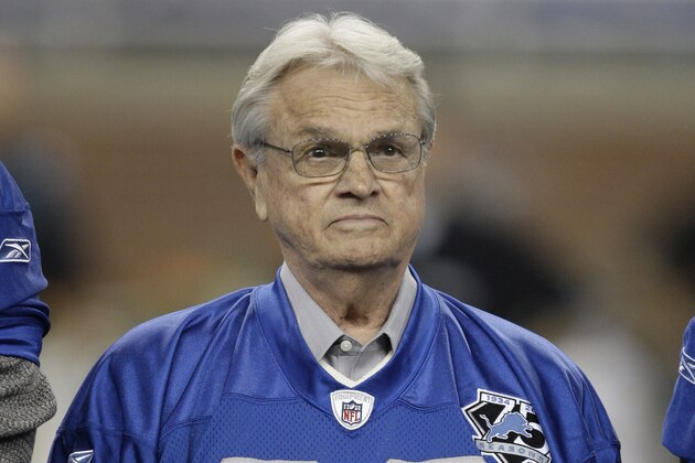 Former Detroit Lions safety Yale Lary stands during a half time ceremony naming the teams 75th season all-time team during an NFL football in Detroit, Sunday, Nov. 9, 2008. (AP Photo/Paul Sancya)