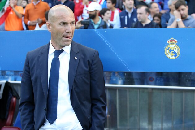 MADRID, SPAIN - MAY 10: Coach of Real Madrid Zinedine Zidane during the UEFA Champions League Semi Final second leg match between Club Atletico de Madrid and Real Madrid CF at Vicente Calderon Stadium on May 10, 2017 in Madrid, Spain. (Photo by Jean Catuffe/Getty Images,)