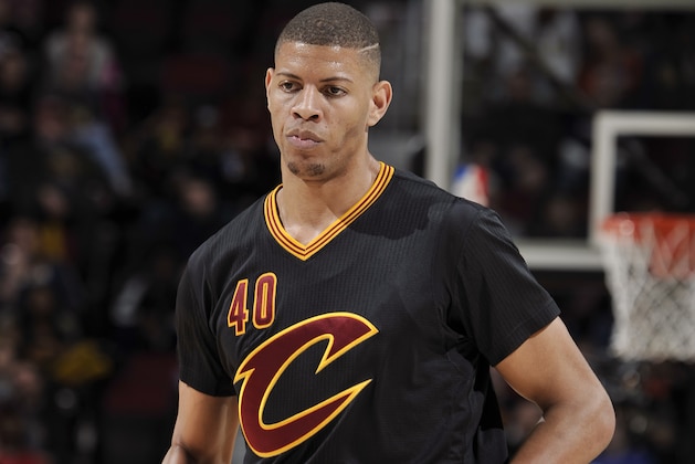 CLEVELAND, OH - APRIL 12:  Edy Tavares #40 of the Cleveland Cavaliers runs up court during the game against the Toronto Raptors on April 12, 2017 at Quicken Loans Arena in Cleveland, Ohio. NOTE TO USER: User expressly acknowledges and agrees that, by downloading and/or using this photograph, user is consenting to the terms and conditions of the Getty Images License Agreement. Mandatory Copyright Notice: Copyright 2017 NBAE (Photo by David Liam Kyle/NBAE via Getty Images)