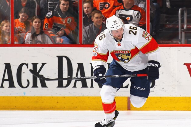 PHILADELPHIA, PA - MARCH 02:  Thomas Vanek #26 of the Florida Panthers skates against the Philadelphia Flyers at the Wells Fargo Center on March 2, 2017 in Philadelphia, Pennsylvania. The Flyers defeated the Panthers 2-1 in the shootout.  (Photo by Bruce Bennett/Getty Images)