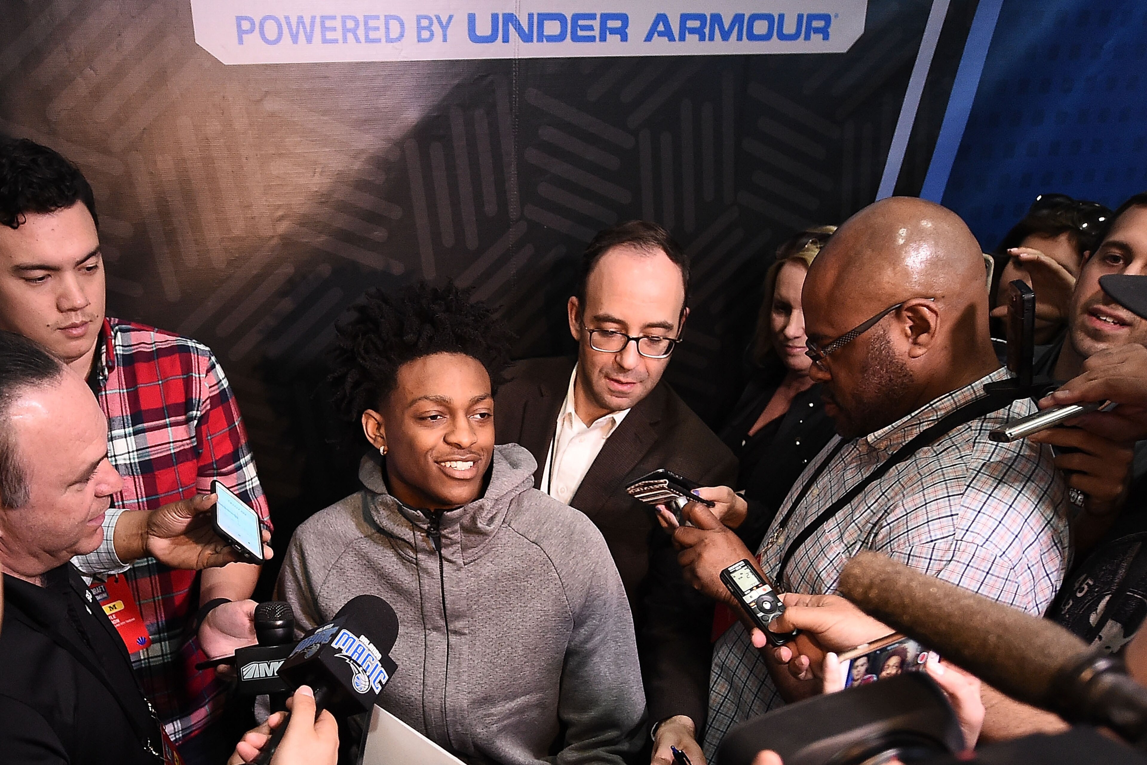 CHICAGO, IL - MAY 12: De'Aaron Fox speaks to reporters during Day Two of the NBA Draft Combine at Quest MultiSport Complex on May 12, 2017 in Chicago, Illinois. NOTE TO USER: User expressly acknowledges and agrees that, by downloading and or using this photograph, User is consenting to the terms and conditions of the Getty Images License Agreement. (Photo by Stacy Revere/Getty Images) CHICAGO, IL - MAY 12: De'Aaron Fox speaks to reporters during Day Two of the NBA Draft Combine at Quest MultiSport Complex on May 12, 2017 in Chicago, Illinois. NOTE TO USER: User expressly acknowledges and agrees that, by downloading and or using this photograph, User is consenting to the terms and conditions of the Getty Images License Agreement. (Photo by Stacy Revere/Getty Images)