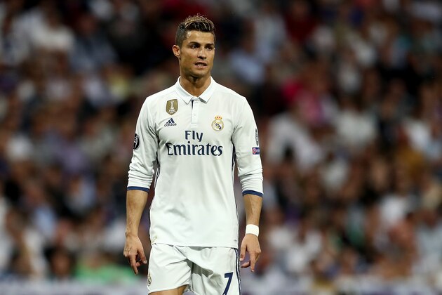 MADRID, SPAIN - MAY 02:  Cristiano Ronaldo of Real is seen during the UEFA Champions League Semi Final first leg match between Real Madrid CF and Club Atletico de Madrid at Estadio Santiago Bernabeu on May 2, 2017 in Madrid, Spain.  (Photo by Lars Baron/Getty Images)