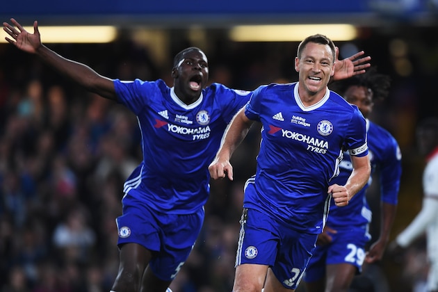 LONDON, ENGLAND - MAY 15: John Terry of Chelsea celebrates scoring his sides first goal during the Premier League match between Chelsea and Watford at Stamford Bridge on May 15, 2017 in London, England.  (Photo by Shaun Botterill/Getty Images)