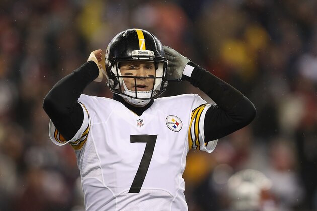 FOXBORO, MA - JANUARY 22:  Ben Roethlisberger #7 of the Pittsburgh Steelers reacts against the New England Patriots in the AFC Championship Game at Gillette Stadium on January 22, 2017 in Foxboro, Massachusetts.  (Photo by Patrick Smith/Getty Images)