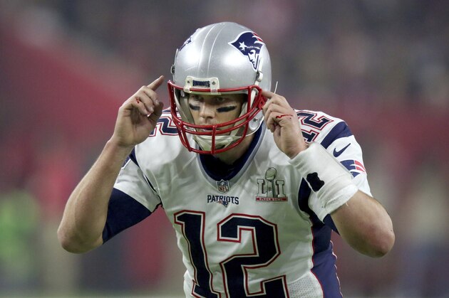 New England Patriots QB Tom Brady #12 calls signals at the line against the Atlanta Falcons at Super Bowl 51 on Sunday, February 5, 2017 in Houston, TX. (AP Photo/Gregory Payan)