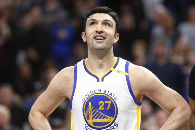 Golden State Warriors' Zaza Pachulia of Republic of Georgia plays against the Minnesota Timberwolves during the second half of an NBA basketball game Friday, March 10, 2017, in Minneapolis. The Timberwolves won 103-102. (AP Photo/Jim Mone)