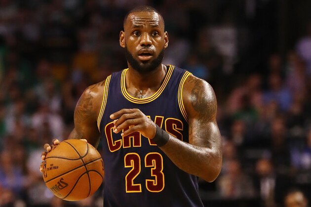 BOSTON, MA - MAY 17: LeBron James #23 of the Cleveland Cavaliers handles the ball in the first half against the Boston Celtics during Game One of the 2017 NBA Eastern Conference Finals at TD Garden on May 17, 2017 in Boston, Massachusetts. NOTE TO USER: User expressly acknowledges and agrees that, by downloading and or using this photograph, User is consenting to the terms and conditions of the Getty Images License Agreement. (Photo by Elsa/Getty Images) BOSTON, MA - MAY 17: LeBron James #23 of the Cleveland Cavaliers handles the ball in the first half against the Boston Celtics during Game One of the 2017 NBA Eastern Conference Finals at TD Garden on May 17, 2017 in Boston, Massachusetts. NOTE TO USER: User expressly acknowledges and agrees that, by downloading and or using this photograph, User is consenting to the terms and conditions of the Getty Images License Agreement. (Photo by Elsa/Getty Images)