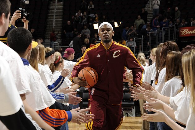 CLEVELAND, OH - MARCH 18:  Daniel Gibson #1 of the Cleveland Cavaliers runs out before the game against the Indiana Pacers at The Quicken Loans Arena on March 18, 2013 in Cleveland, Ohio. NOTE TO USER: User expressly acknowledges and agrees that, by downloading and/or using this Photograph, user is consenting to the terms and conditions of the Getty Images License Agreement. Mandatory Copyright Notice: Copyright 2013 NBAE (Photo by David Liam Kyle/NBAE via Getty Images)