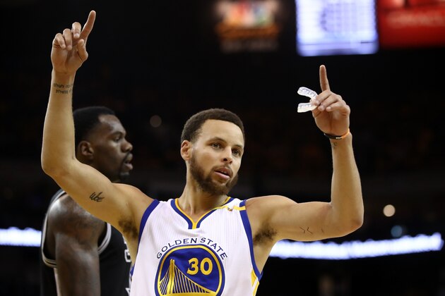 OAKLAND, CA - MAY 16: Stephen Curry #30 of the Golden State Warriors signals after a play against the San Antonio Spurs during Game Two of the NBA Western Conference Finals at ORACLE Arena on May 16, 2017 in Oakland, California. NOTE TO USER: User expressly acknowledges and agrees that, by downloading and or using this photograph, User is consenting to the terms and conditions of the Getty Images License Agreement. (Photo by Ezra Shaw/Getty Images) OAKLAND, CA - MAY 16: Stephen Curry #30 of the Golden State Warriors signals after a play against the San Antonio Spurs during Game Two of the NBA Western Conference Finals at ORACLE Arena on May 16, 2017 in Oakland, California. NOTE TO USER: User expressly acknowledges and agrees that, by downloading and or using this photograph, User is consenting to the terms and conditions of the Getty Images License Agreement. (Photo by Ezra Shaw/Getty Images)