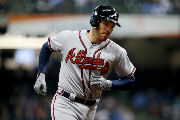 MILWAUKEE, WI - APRIL 28: Freddie Freeman #5 of the Atlanta Braves rounds the bases after hitting a home run in the ninth inning against the Milwaukee Brewers at Miller Park on April 28, 2017 in Milwaukee, Wisconsin. (Photo by Dylan Buell/Getty Images) MILWAUKEE, WI - APRIL 28: Freddie Freeman #5 of the Atlanta Braves rounds the bases after hitting a home run in the ninth inning against the Milwaukee Brewers at Miller Park on April 28, 2017 in Milwaukee, Wisconsin. (Photo by Dylan Buell/Getty Images)