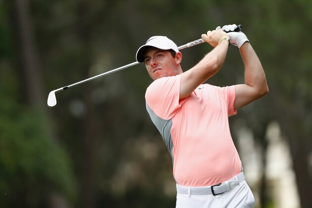 PONTE VEDRA BEACH, FL - MAY 14:  Rory McIlroy of Northern Ireland plays a shot on the first hole during the final round of THE PLAYERS Championship at the Stadium course at TPC Sawgrass on May 14, 2017 in Ponte Vedra Beach, Florida.  (Photo by Sam Greenwood/Getty Images)