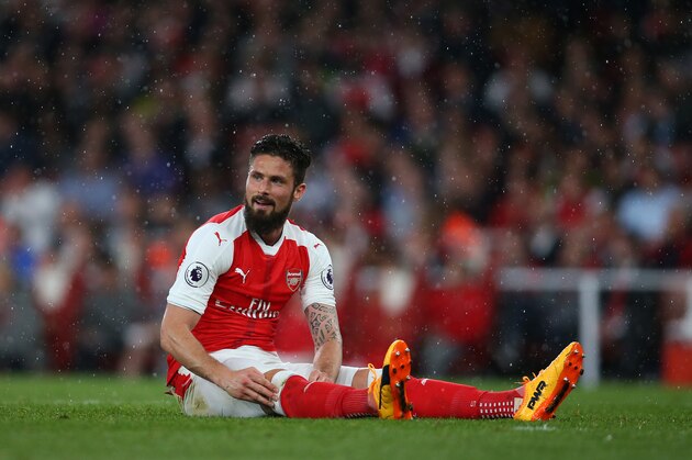 LONDON, ENGLAND - MAY 16: Olivier Giroud of Arsenal during the Premier League match between Arsenal and Sunderland at Emirates Stadium on May 16, 2017 in London, England. (Photo by Catherine Ivill - AMA/Getty Images)