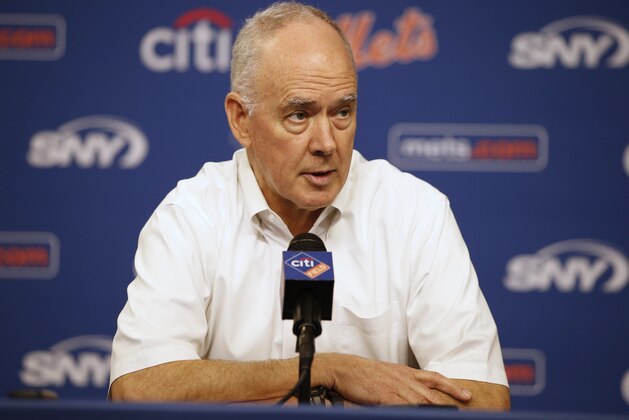 NEW YORK, NY - AUGUST 01: Sandy Alderson, general manager of the New York Mets, talks during a press conference announcing that the Mets agreed to a trade for Jay Bruce before a game against the New York Yankees at Citi Field on August 1, 2016 in the Flushing neighborhood of the Queens borough of New York City. (Photo by Rich Schultz/Getty Images)