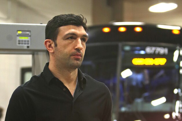 Golden State Warriors center Zaza Pachulia (27) arrives at the AT&T center for Game 3 of the NBA basketball Western Conference finals against the San Antonio Spurs, Saturday, May 20, 2017, in San Antonio. (AP Photo/Ronald Cortes)