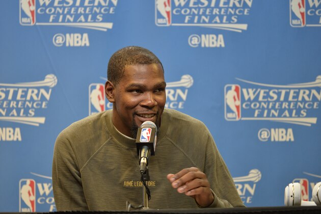 SAN ANTONIO, TX - MAY 20:  Kevin Durant #35 of the Golden State Warriors talks to the media during a press conference after Game Three of the Western Conference Finals against the San Antonio Spurs during the 2017 NBA Playoffs on May 20, 2017 AT&T Center in San Antonio, Texas. NOTE TO USER: User expressly acknowledges and agrees that, by downloading and or using this photograph, user is consenting to the terms and conditions of the Getty Images License Agreement. Mandatory Copyright Notice: Copyright 2017 NBAE (Photos by Mark Sobhani/NBAE via Getty Images)