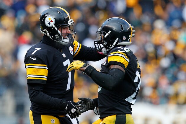 PITTSBURGH, PA - JANUARY 08:  Le'Veon Bell #26 of the Pittsburgh Steelers is greeted by Ben Roethlisberger #7 after he rushed for a touchdown in the first half during the Wild Card Playoff game against the Miami Dolphins at Heinz Field on January 8, 2017 in Pittsburgh, Pennsylvania. (Photo by Justin K. Aller/Getty Images)