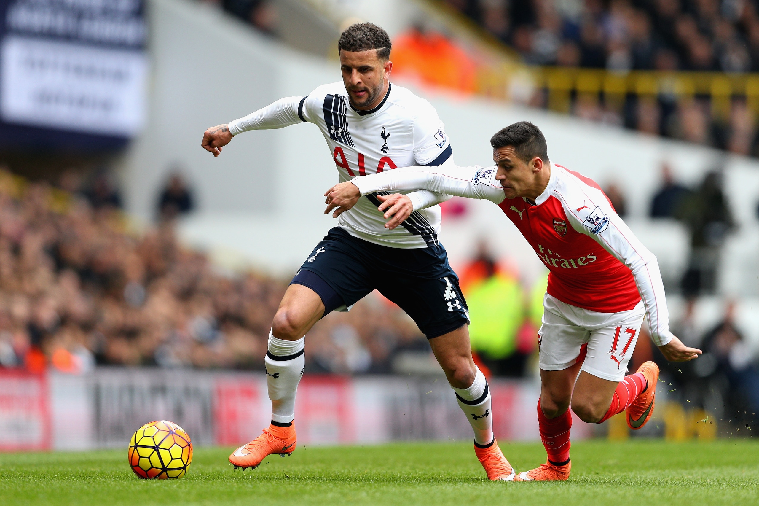 LONDON, ENGLAND - MARCH 05: Kyle Walker of Tottenham Hotspur and Alexis Sanchez of Arsenal compete for the ball during the Barclays Premier League match between Tottenham Hotspur and Arsenal at White Hart Lane on March 5, 2016 in London, England. (Photo by Paul Gilham/Getty Images) LONDON, ENGLAND - MARCH 05: Kyle Walker of Tottenham Hotspur and Alexis Sanchez of Arsenal compete for the ball during the Barclays Premier League match between Tottenham Hotspur and Arsenal at White Hart Lane on March 5, 2016 in London, England. (Photo by Paul Gilham/Getty Images)