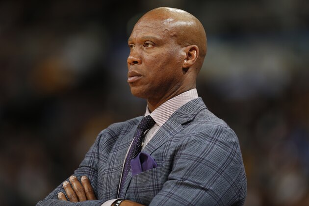 Los Angeles Lakers head coach Byron Scott in the second half of an NBA basketball game Wednesday, March 2, 2016, in Denver. The Nuggets won 117-107. (AP Photo/David Zalubowski)
